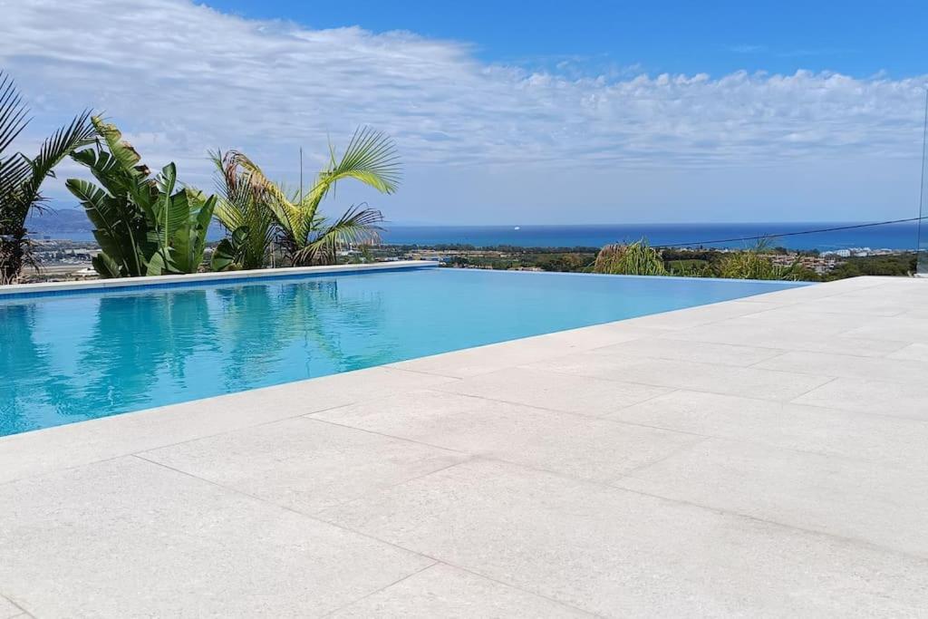 Spectacular Sea View Infinity Pool Villa Alegria For 10 By Happyplace Malaga Exterior photo